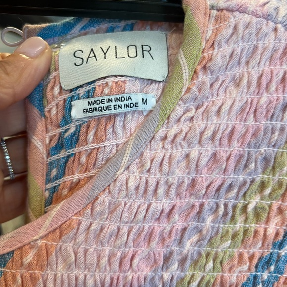 Saylor Dress - Size M - Purple/Pink never worn!!! - Picture 2 of 5